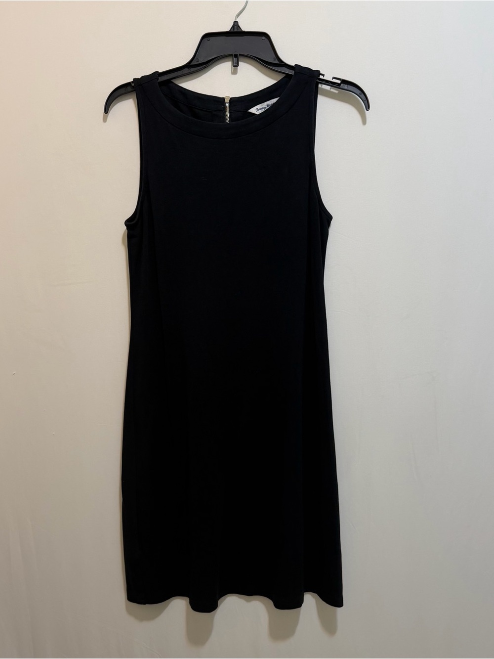 Tommy Bahama Black Sleeveless Shift Dress